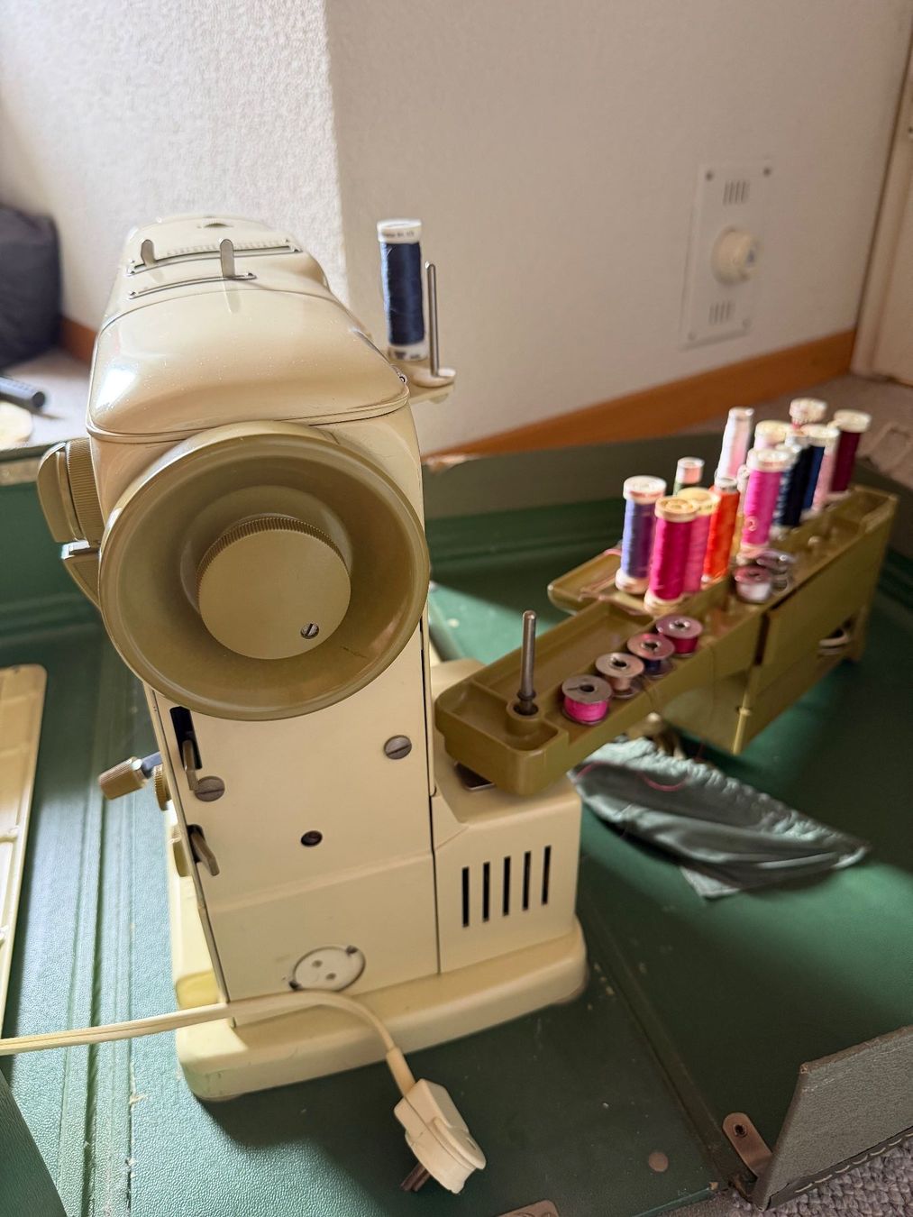 Bernina Macchine da cucire: Nähmaschine Bernina – Usato da Kappelen venduto da geco3 3