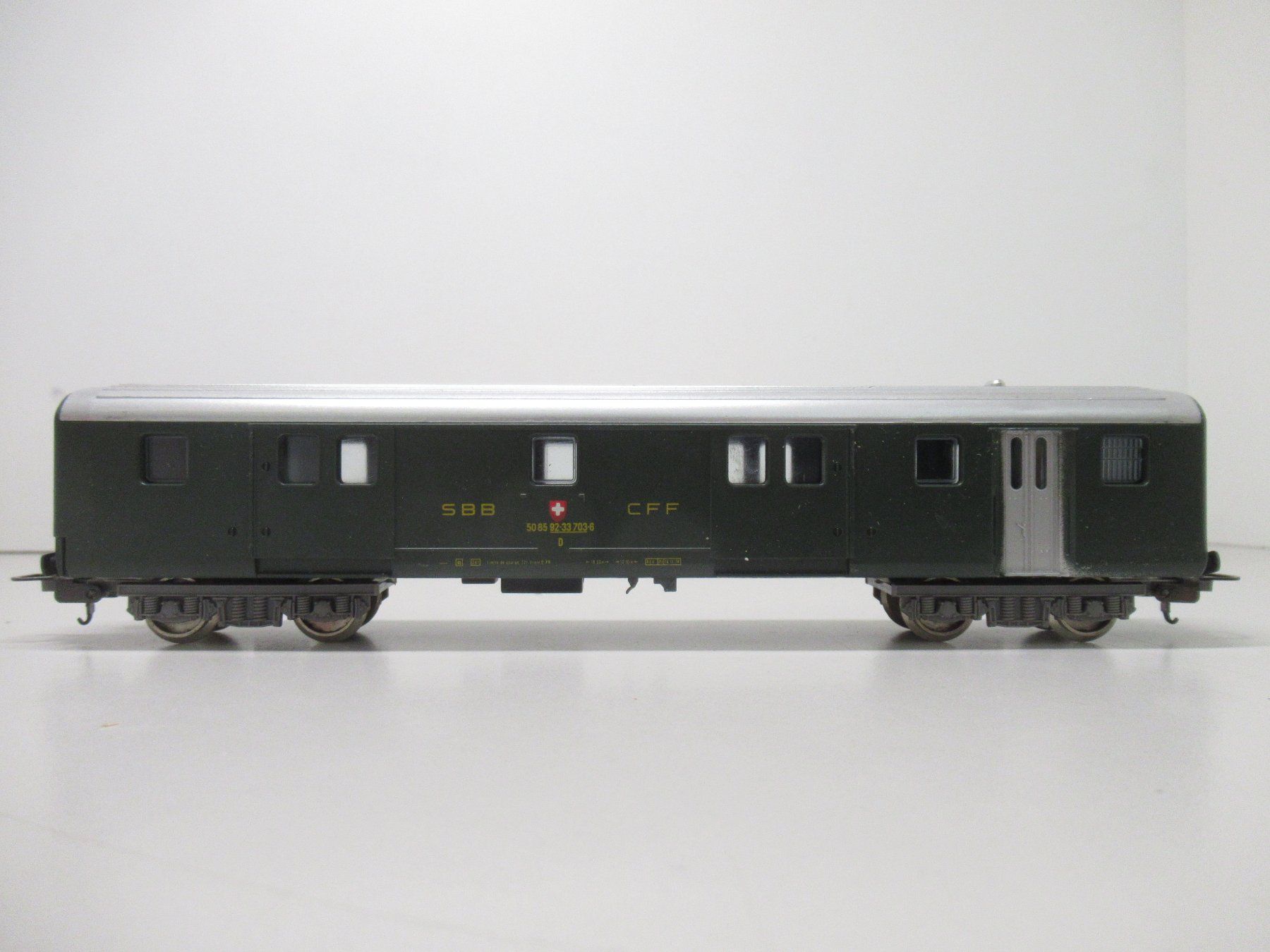 Lima Modellini di ferrovie: Lima 9334 Packwagen der SBB CFF FFS Gleichstrom H0 – Usato da Basel venduto da mhmarken 1