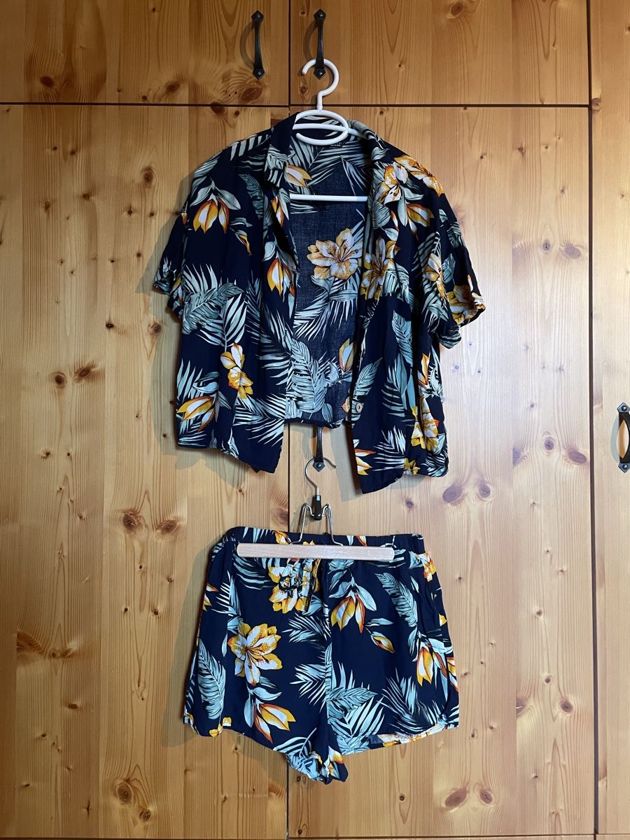 Shein Lots de vêtements: ensemble d’été  – D'occasion à Martigny-Croix par lem7
