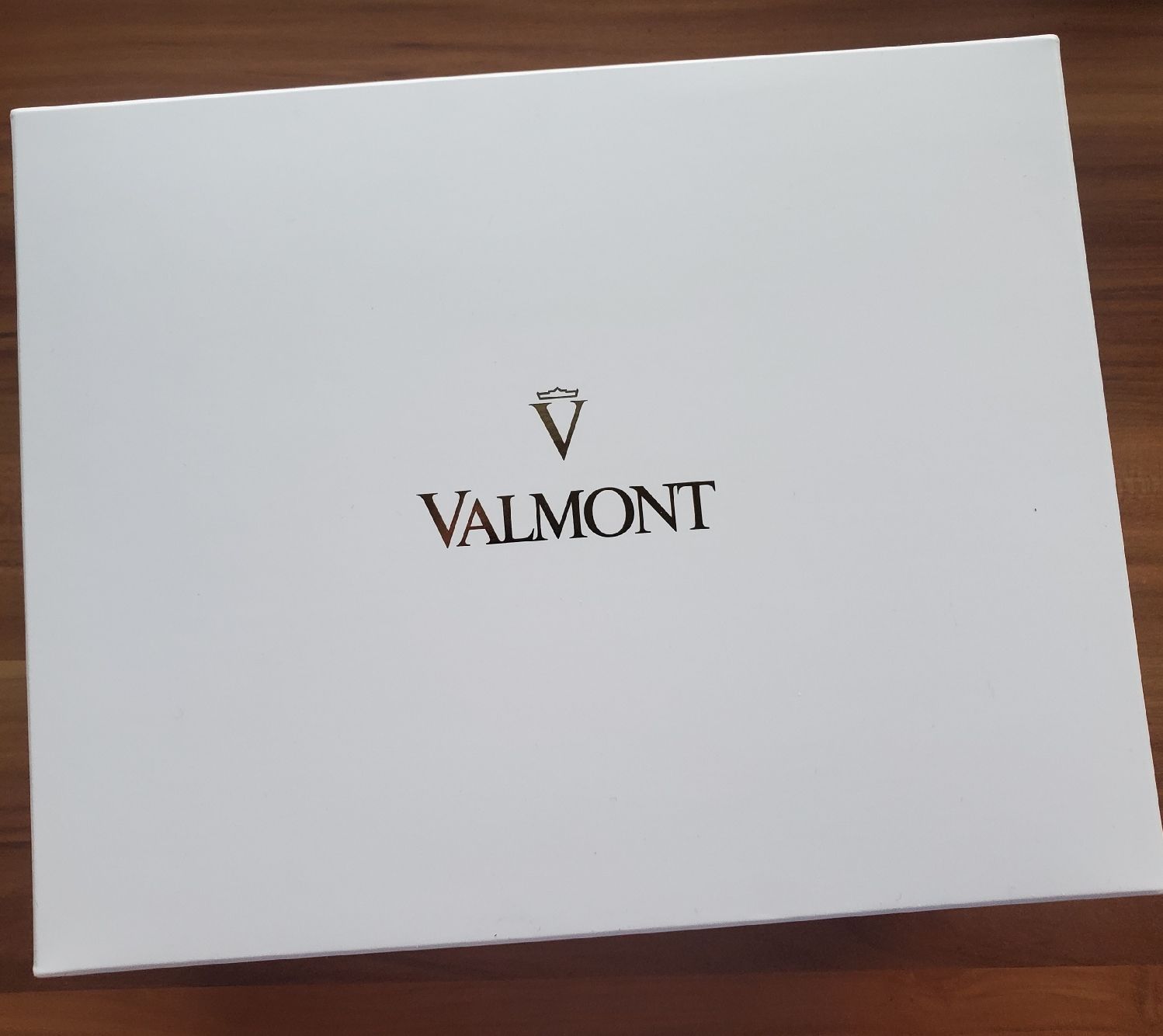 Cura del viso: Valmont Spa Kosmetikset – Nuovo e nell'imballaggio originale da St. Moritz venduto da ang_9drt 2