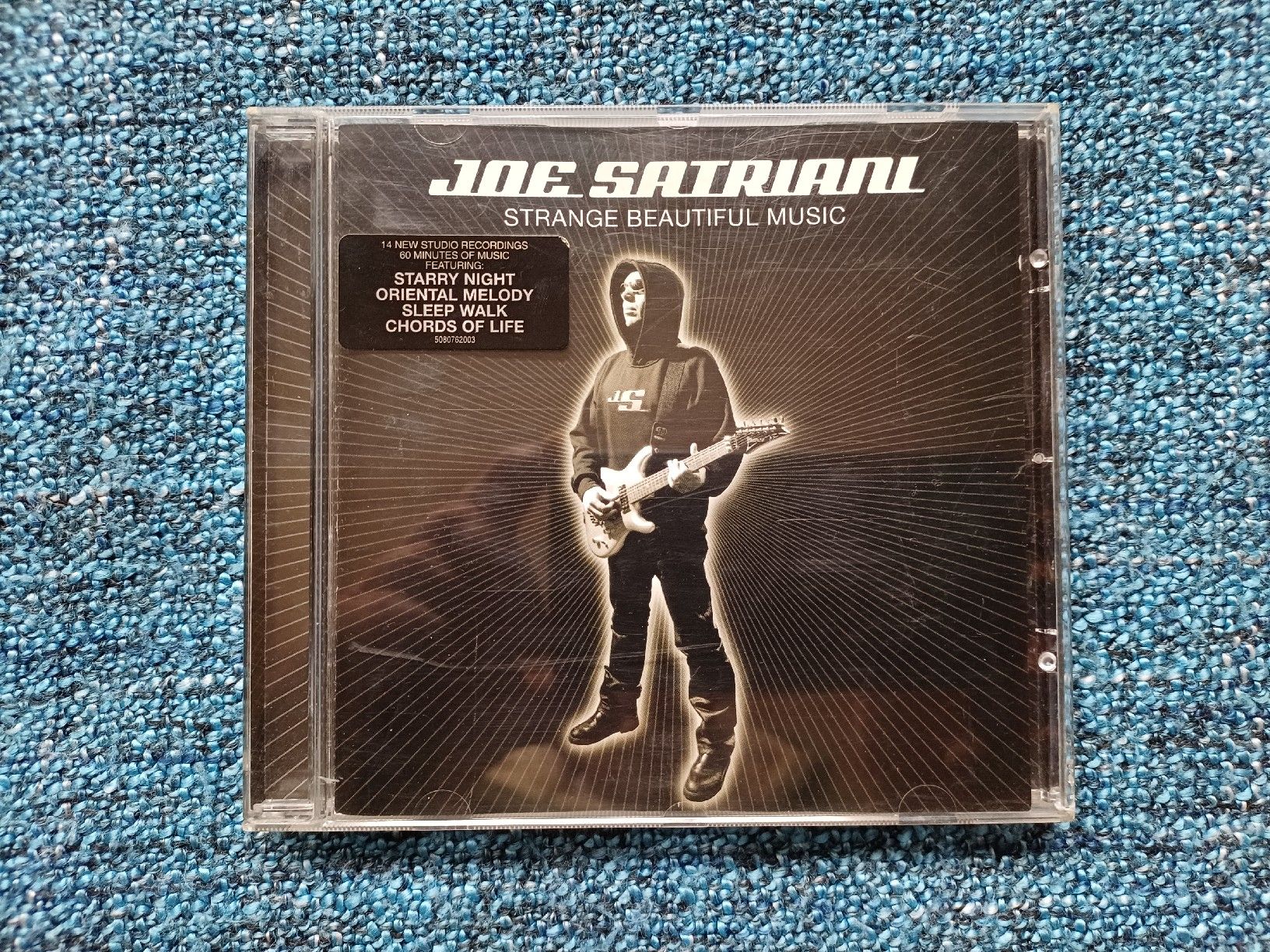 CD: Joe Satriani "Strange beautiful music" CD – Usato da Begnins venduto da Drastic-Sound