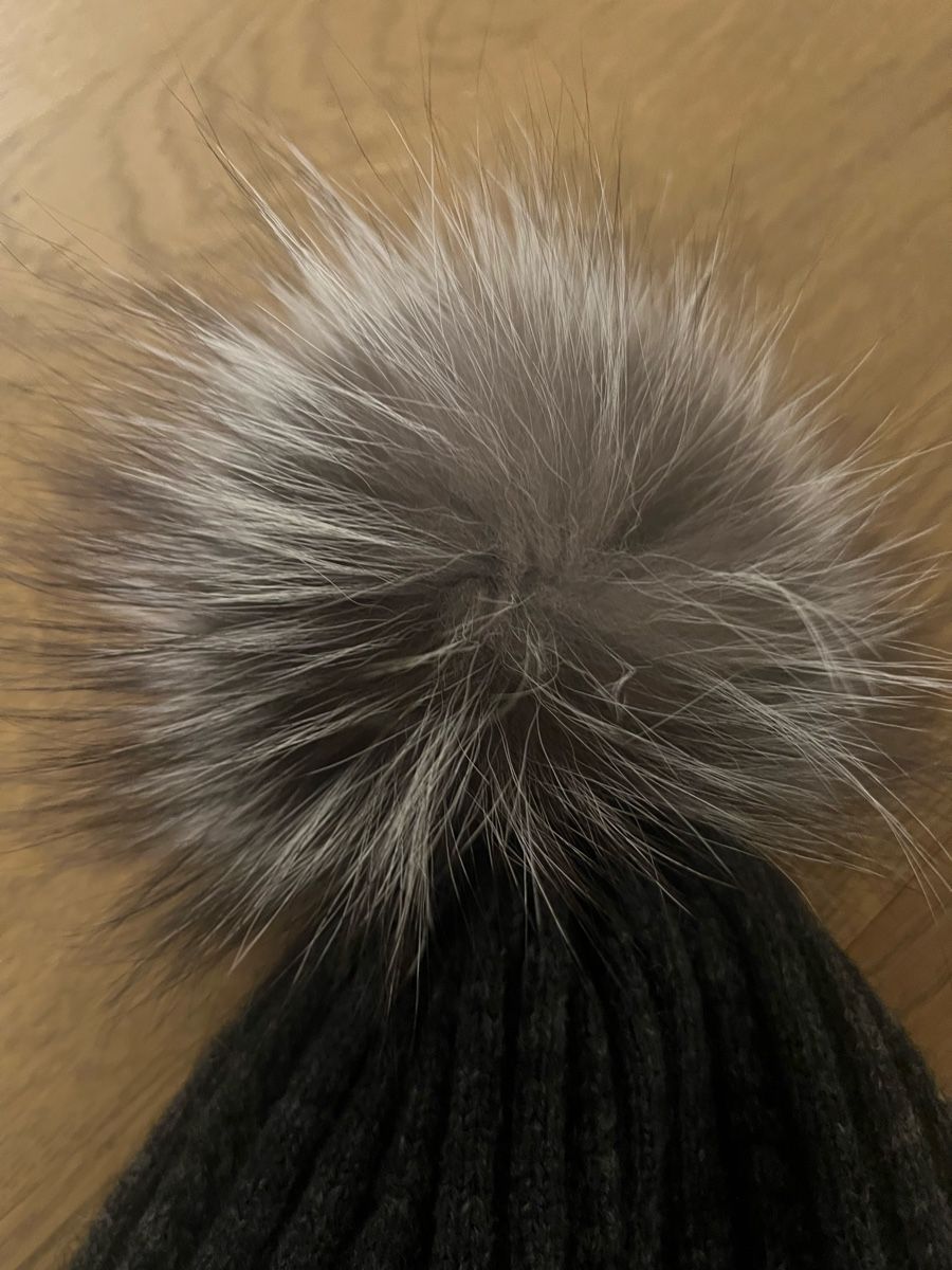 Copricapi, berretti & cappellini: Strickmütze mit abnehmbarem Echtfell-Pompon – Usato da Ebmatingen venduto da dartim 3