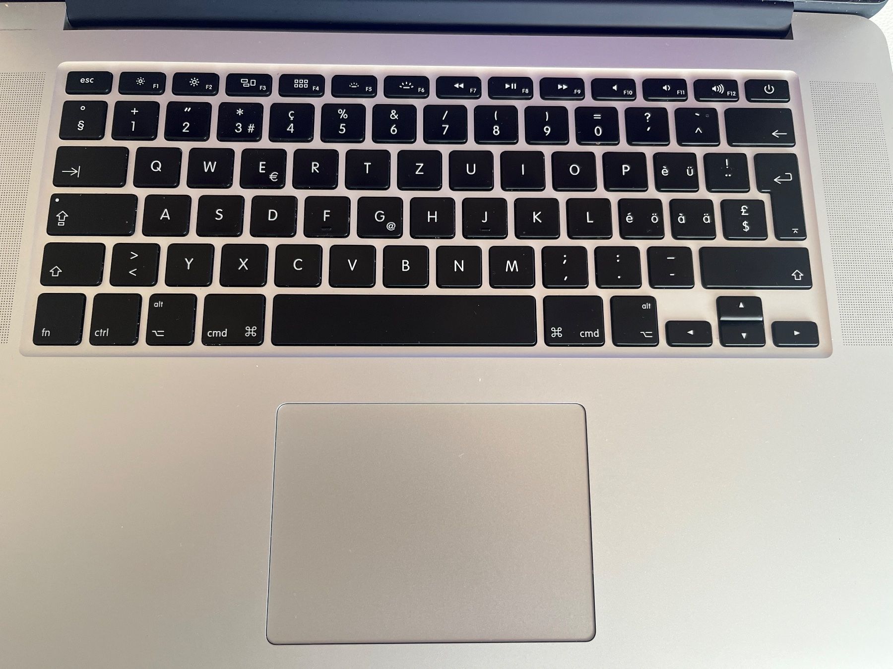 Apple Notebook: Mac Book Pro 2015 – Usato da Jona venduto da rniedermann 5