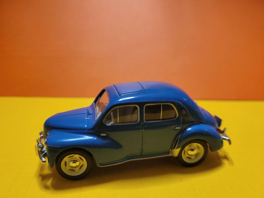 Jouet Ancien Cij 5/48 Renault 4Cv Bleu Mecanique Vers 1950