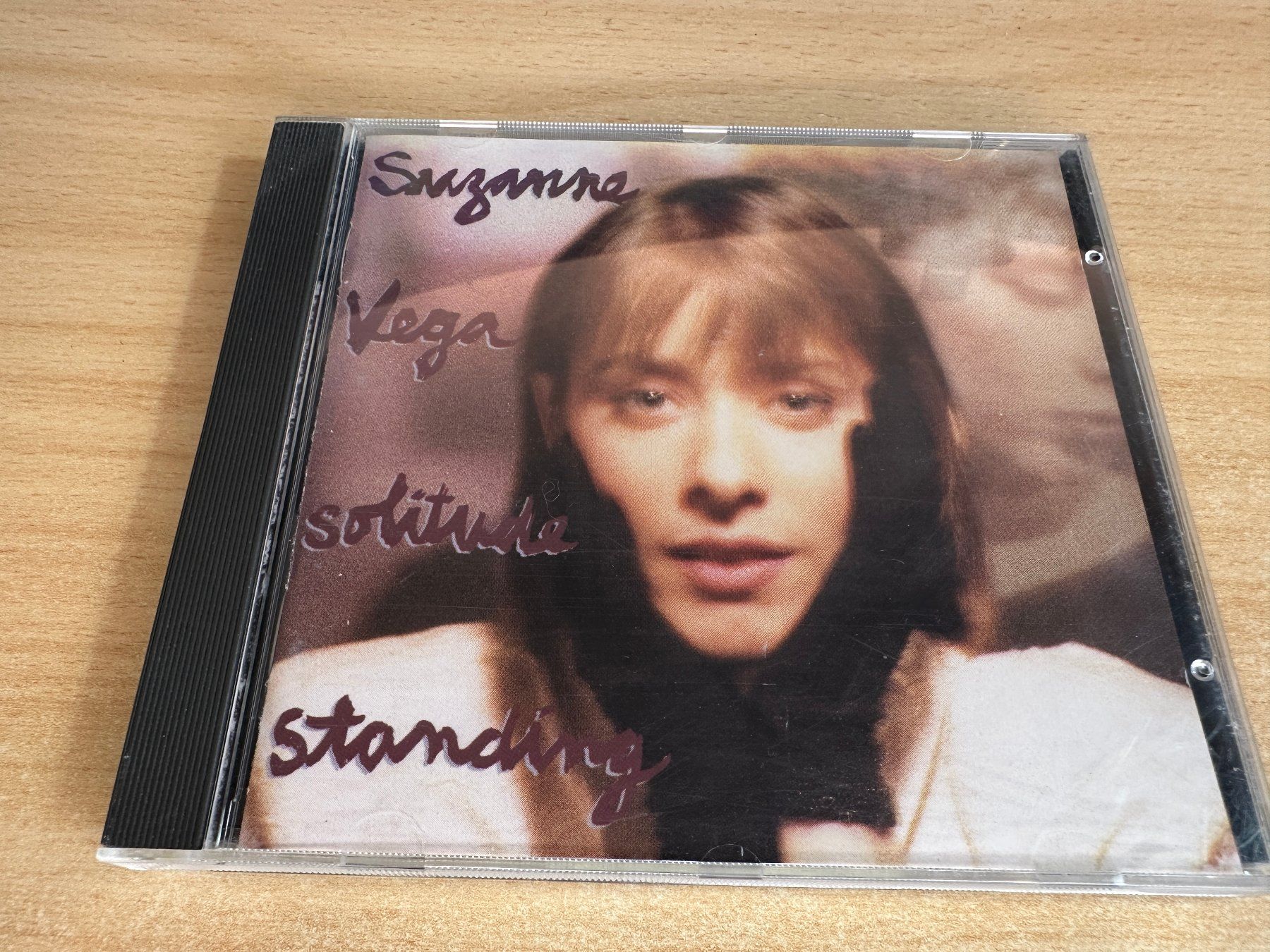 CD: T5 Suzanne Vega – Solitude Standing – Usato da Rikon im Tösstal venduto da Alpenmutz