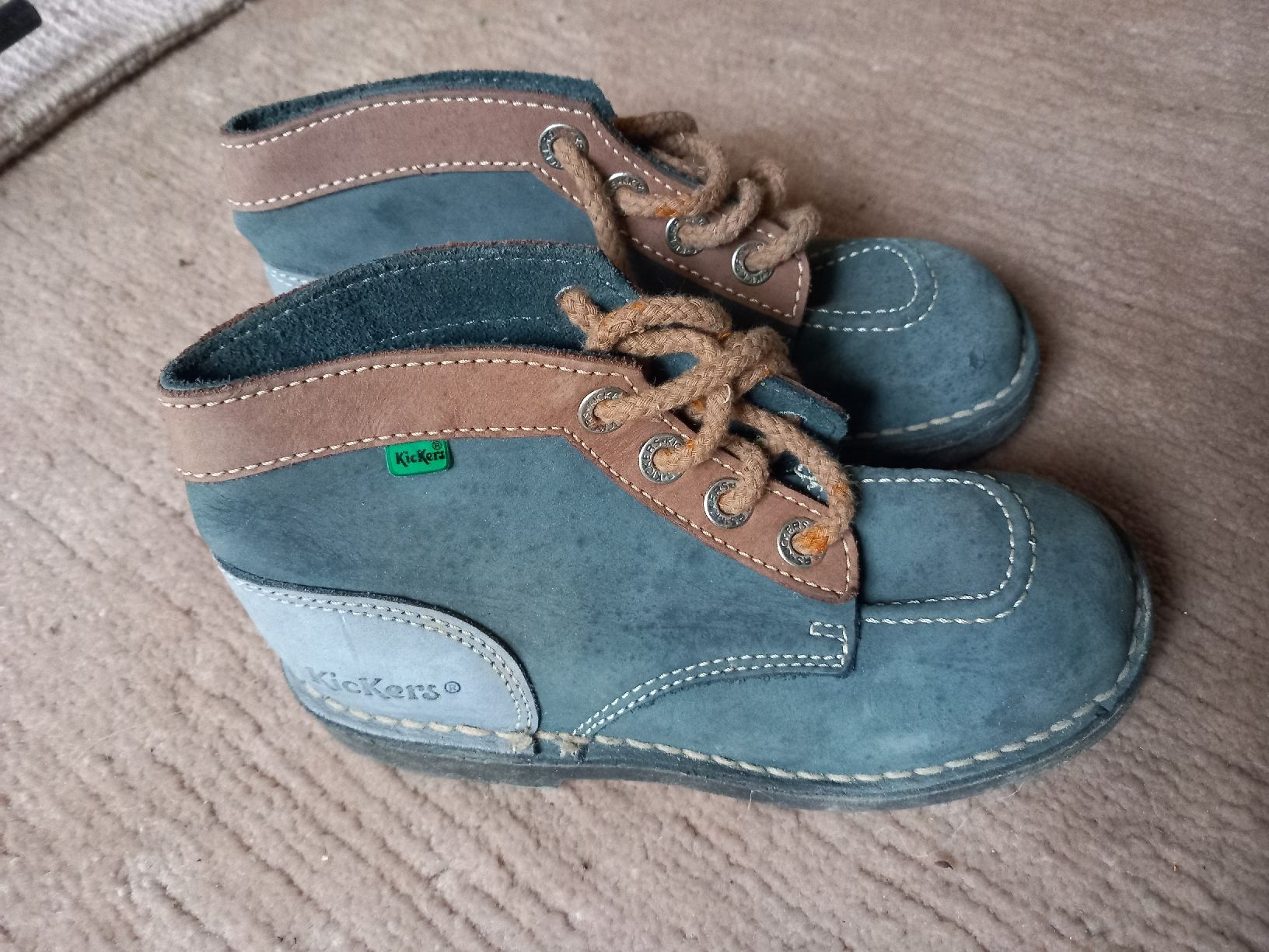 Kickers Scarpe per ragazzi: chaussures Kickers – Usato da Courrendlin venduto da tititchoun