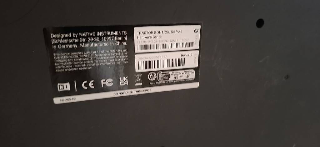 Mischpulte: NI Traktor Kontrol S4 MK3 – Gebraucht aus Claro von fez_rtb9 3
