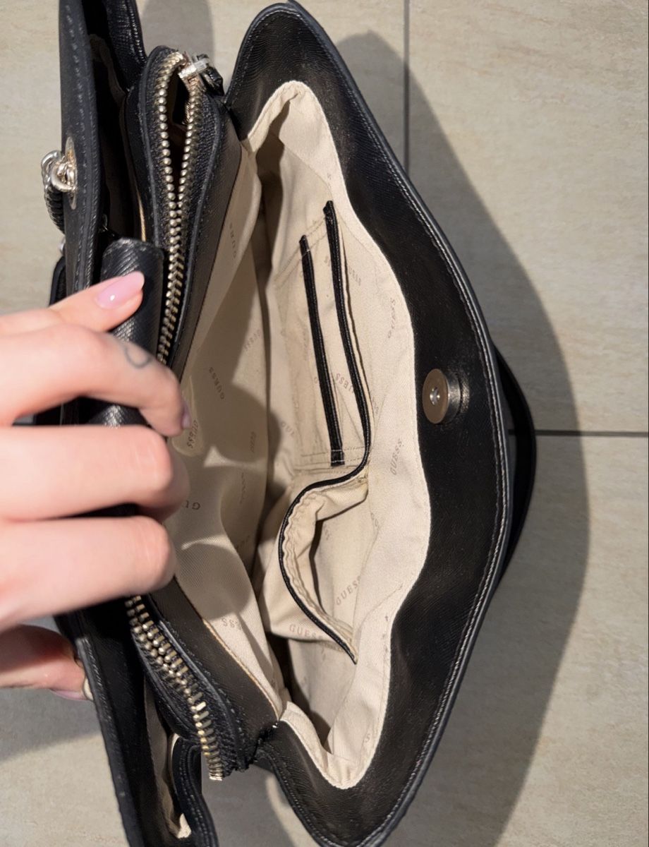 Guess Taschen für Damen: Guess schwarze tote bag – Neu (gemäss Beschreibung) aus Oftringen von soraia.i 7