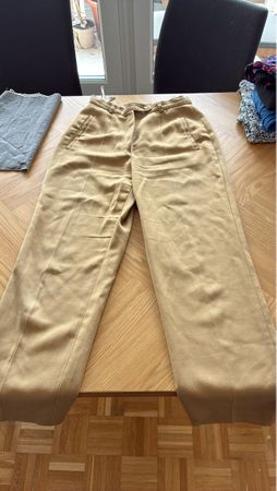 Elegante Beige Hose