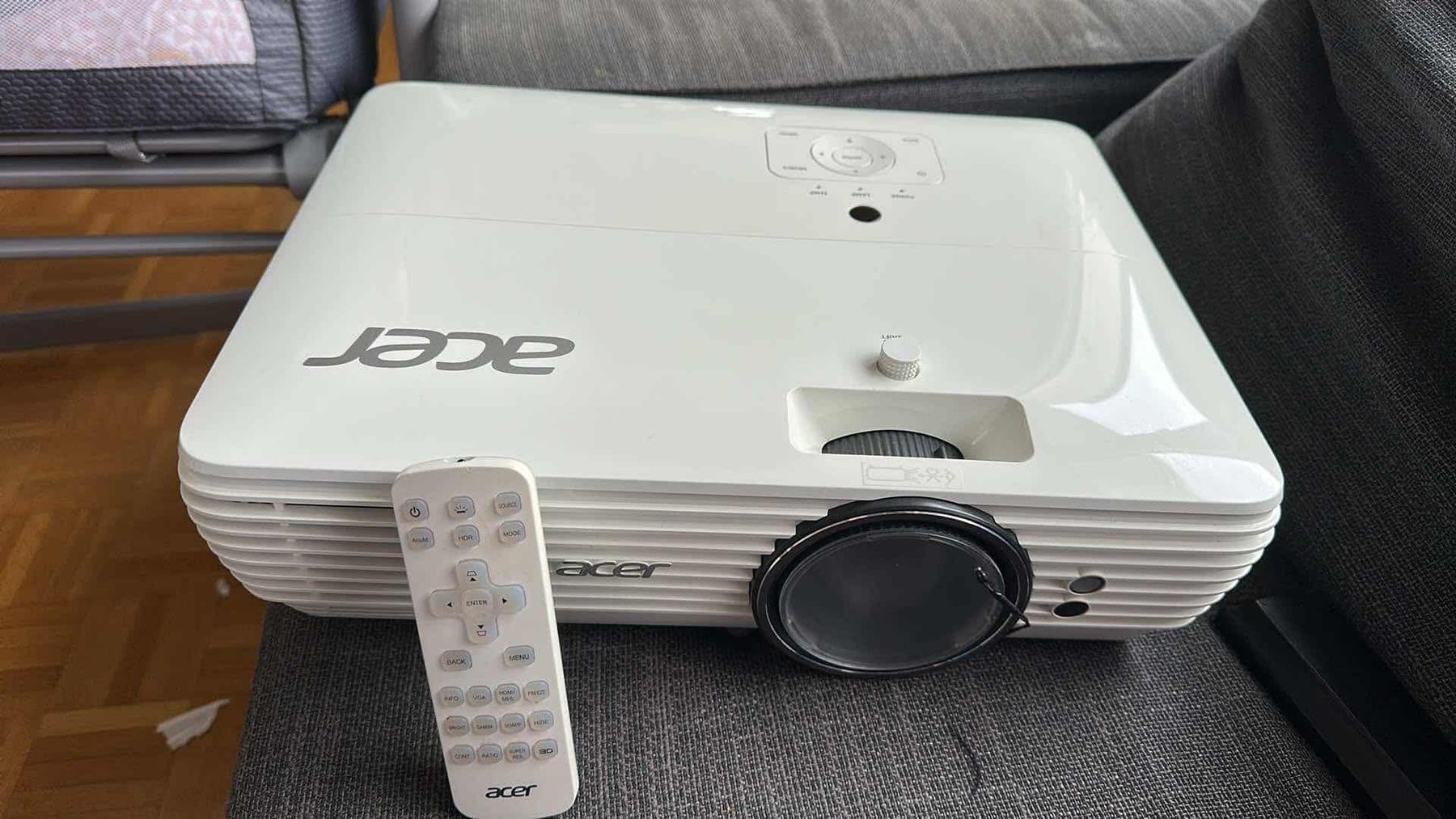 Acer Proiettori: Acer m550 – Usato da Tentlingen venduto da pir_dlj9