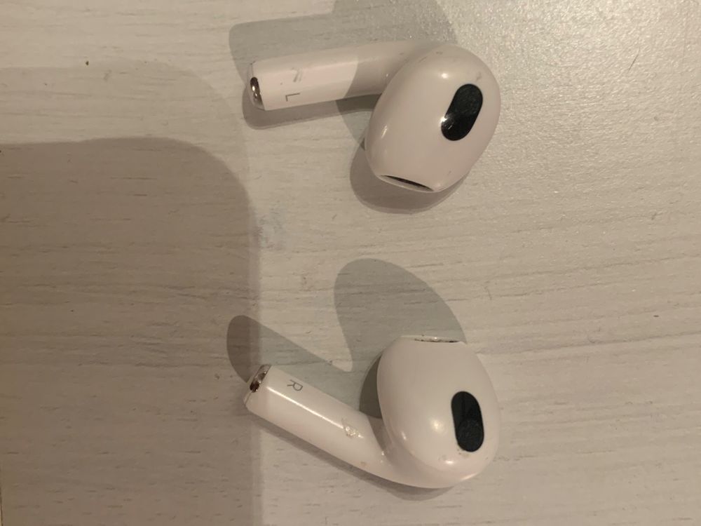 Airpods nur Kopfhörer ohne Case! | Kaufen auf Ricardo