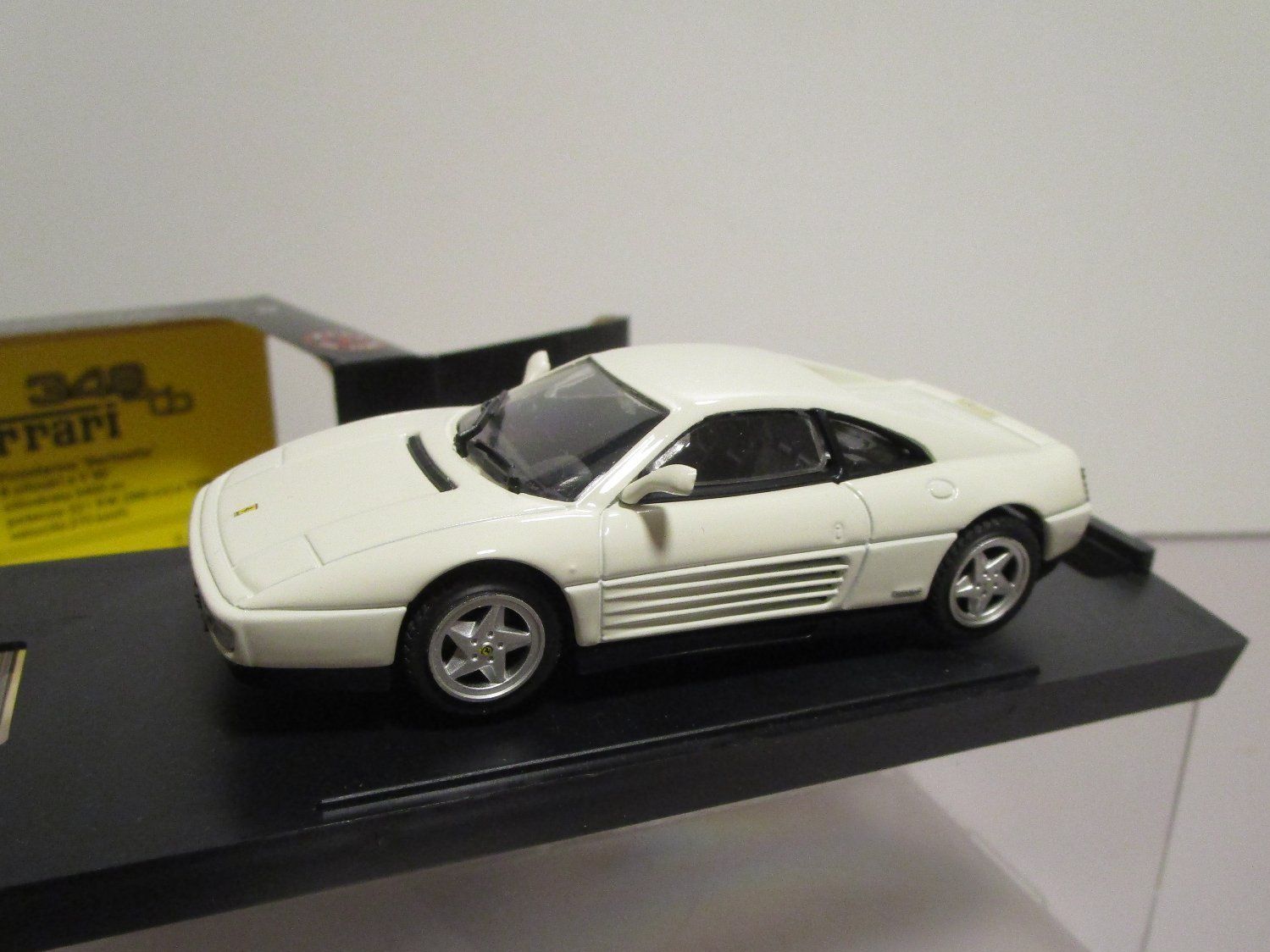 Ferrari Modellini d'auto: BANG FERRARI FERRARI 348TB - 8006 – Nuovo e nell'imballaggio originale da Chêne-Bourg venduto da breno56 2