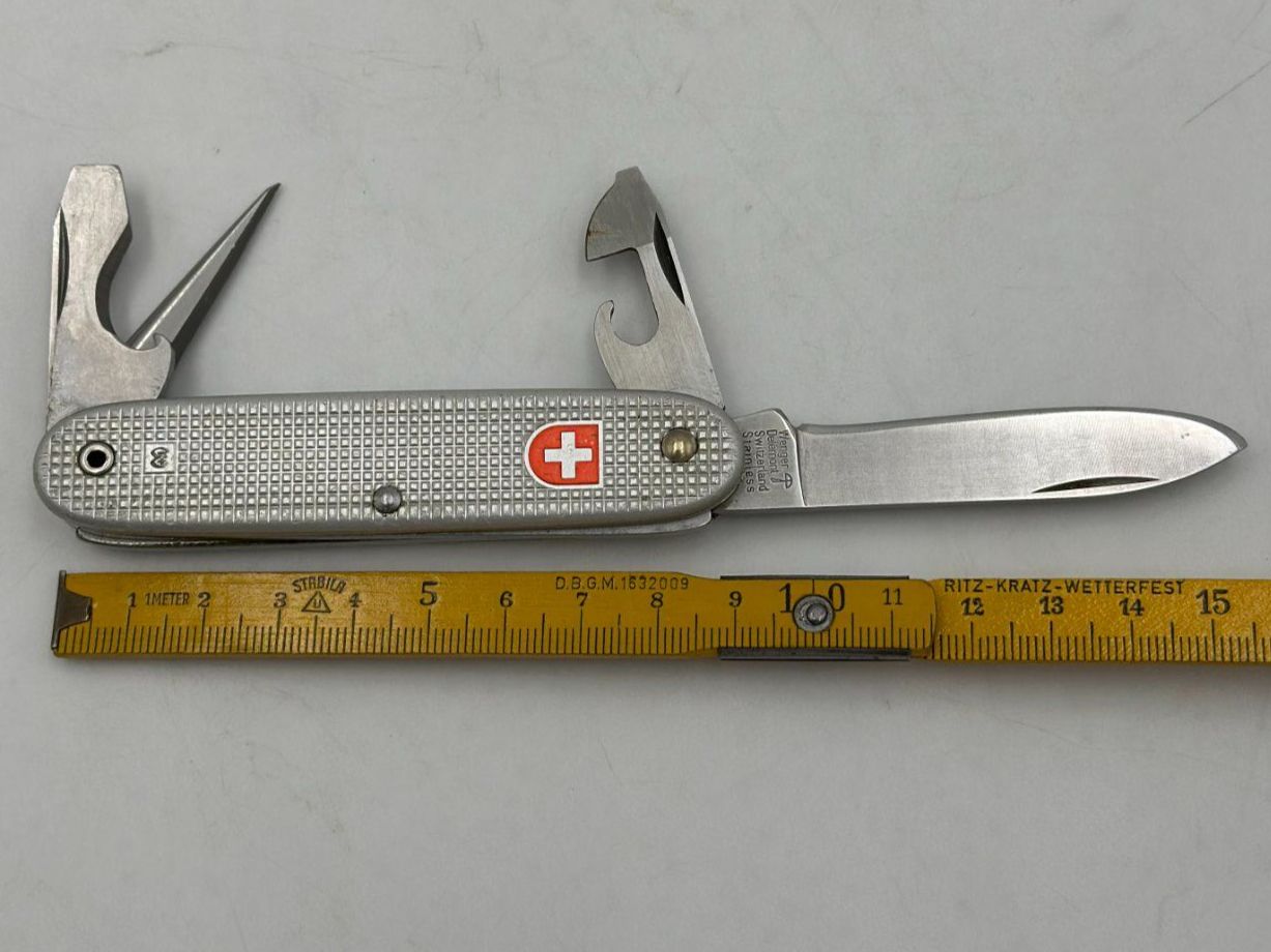 Wenger Coltelli tascabile: WENGER Delémonet Offiziersmesser Sackmesser 1981 – Usato da Luzern venduto da Lager6640 1