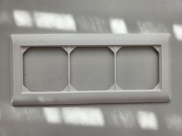Hager Kallysto 3-fach Abdeckrahmen horizontal