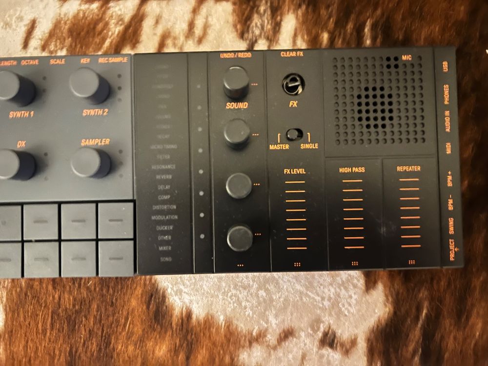 Yamaha SEQTRAK – Groovebox / Synth / Sampler (Neu (gemäss Beschreibung ...