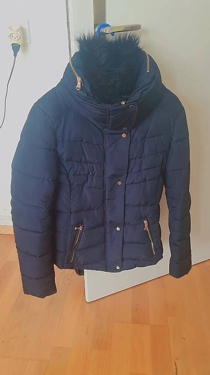 Bershka Vestes: Bershka Winterjacke – D'occasion à Zürich par kristinita 1