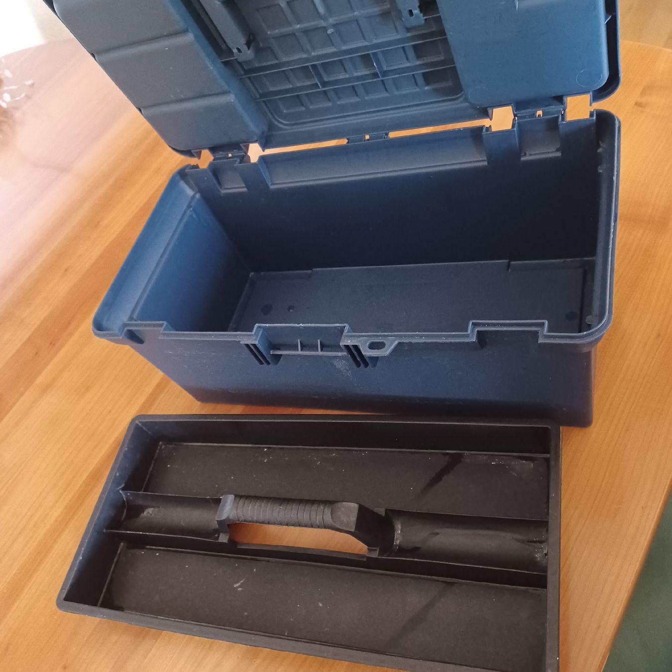 Sonstige Dekorationen & Accessoires: Kunststoffbox , Box ,Werkzeugbox – Gebraucht aus Waldkirch von Fantasia-101 1