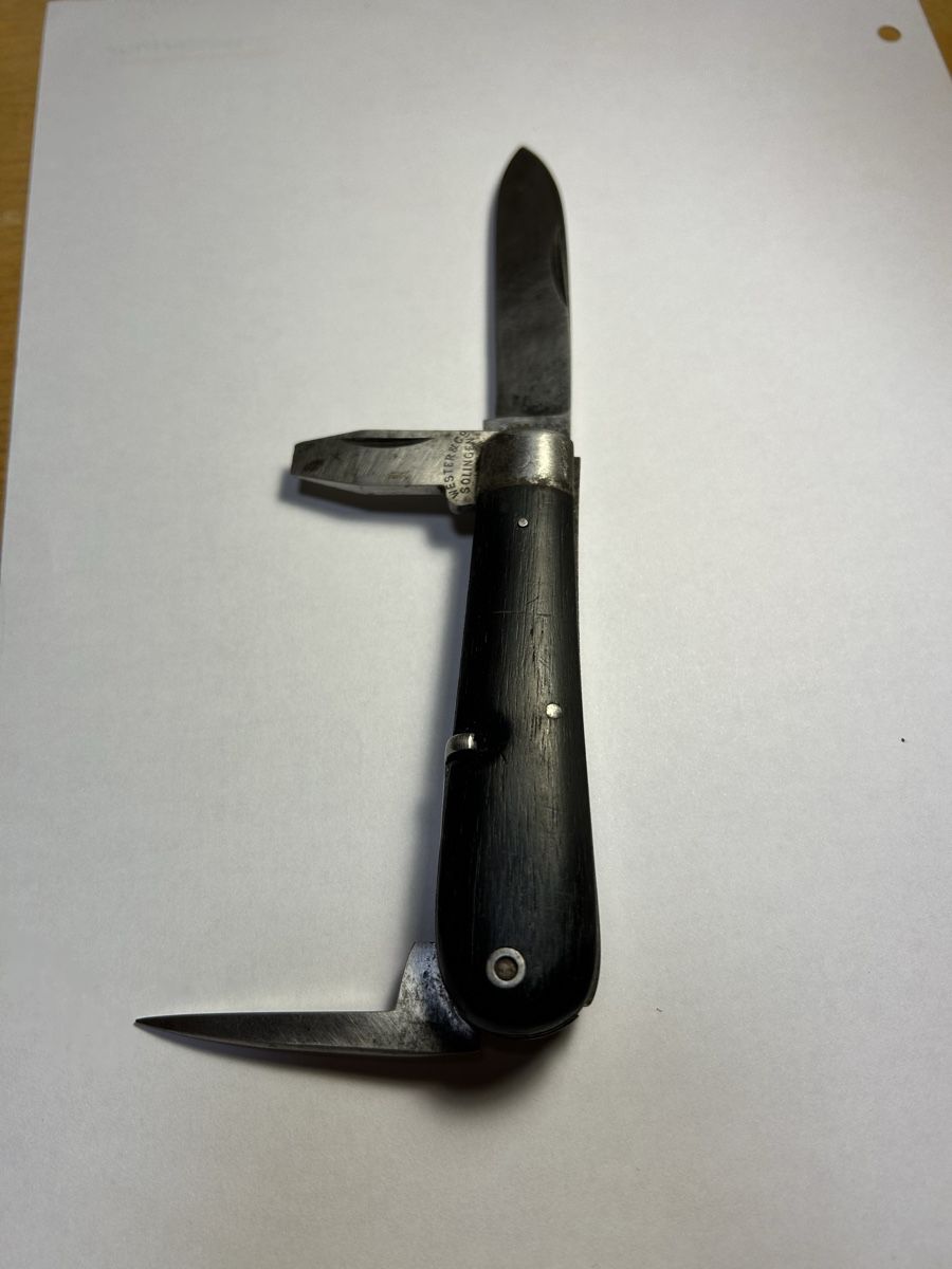 Schweizer Armee Coltelli tascabile: Couteau Suisse 1890 Wester & Co Solingen – Usato da Corcelles NE venduto da Avossouhaits 1