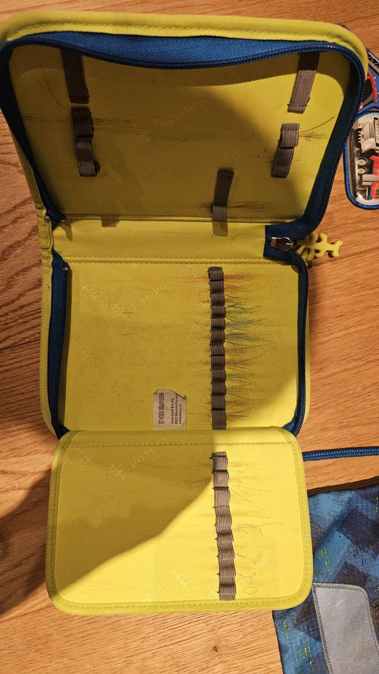 Allestimento di negozi e stand fieristici: Schultasche Step by Step inkl. Turnbeutel und Etui – Usato da Sachseln venduto da pri_y55n 1