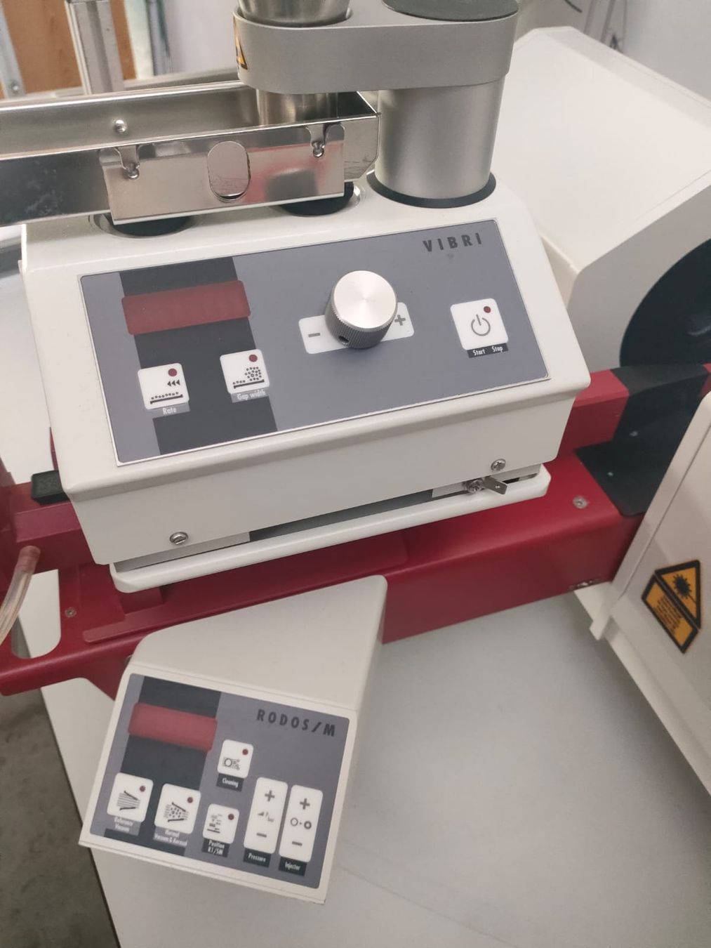Accessori da laboratorio: Sympatec Helos particle size analyzer – Usato da Niederdorf venduto da LeptonAG_Labor 6