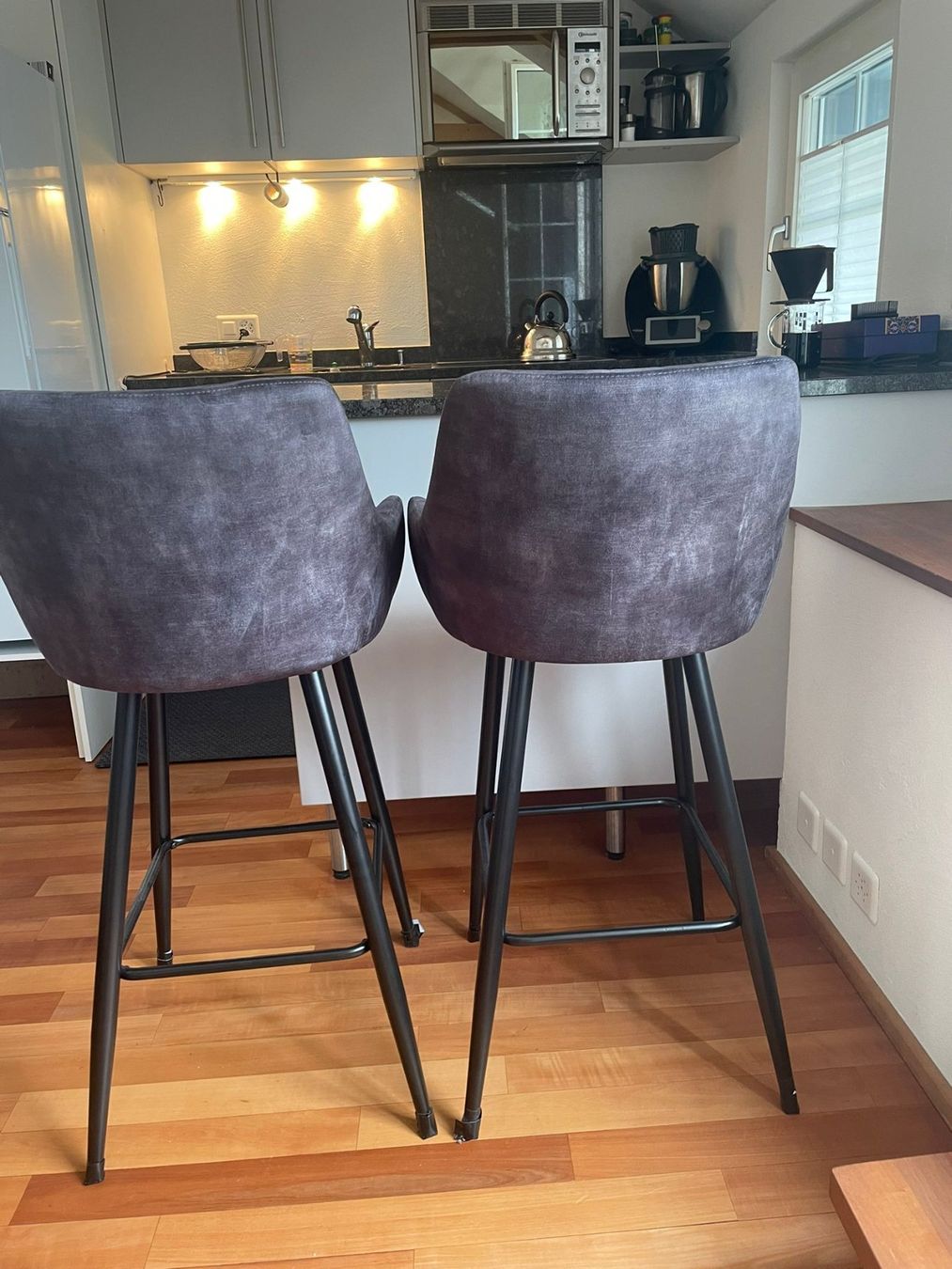Gonser Sgabelli: Barhocker Samt LEE 2er Set anthrazit – Usato da Stäfa venduto da jea_5hfg 3