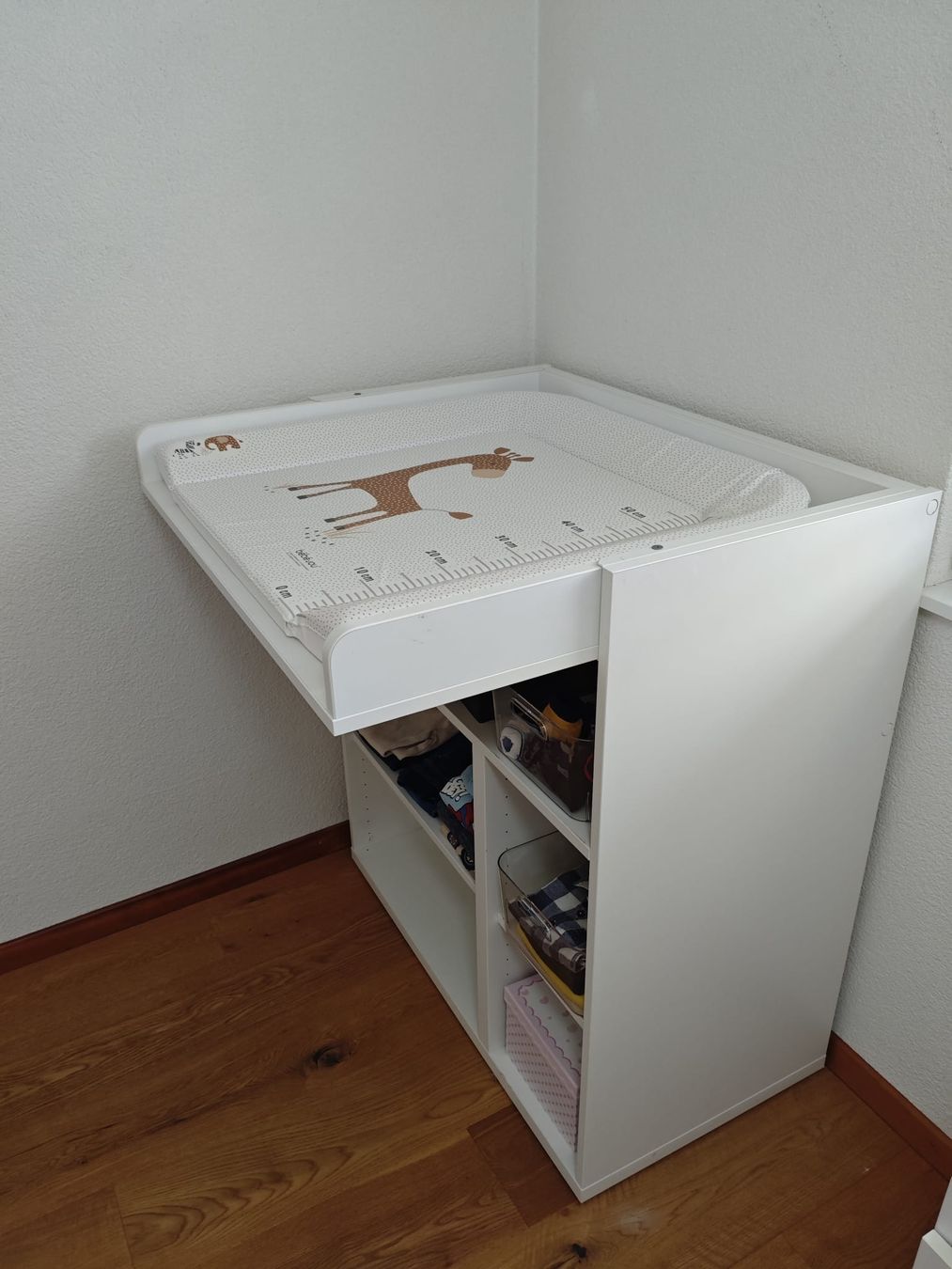 Fasciatoi & Accessori: Changing Table with Bébé-jou Mat White Good Condition – Usato da Delémont venduto da bar_wq6t 3