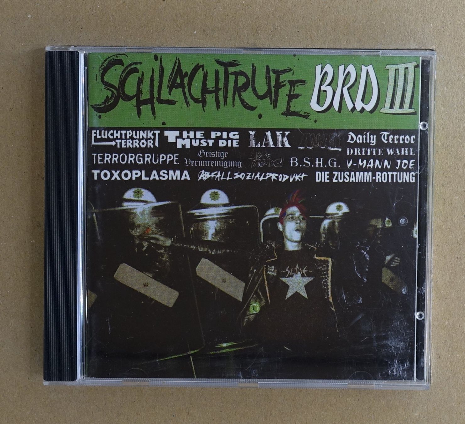 CD: Schlachtrufe BRD III - T7 – Usato da Sessa venduto da discoverymedia