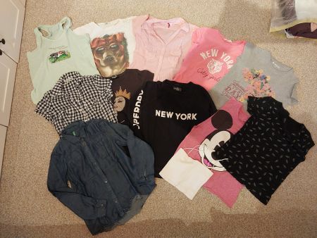 Lot de t shirts et divers hauts fille 164 ou 34 femme