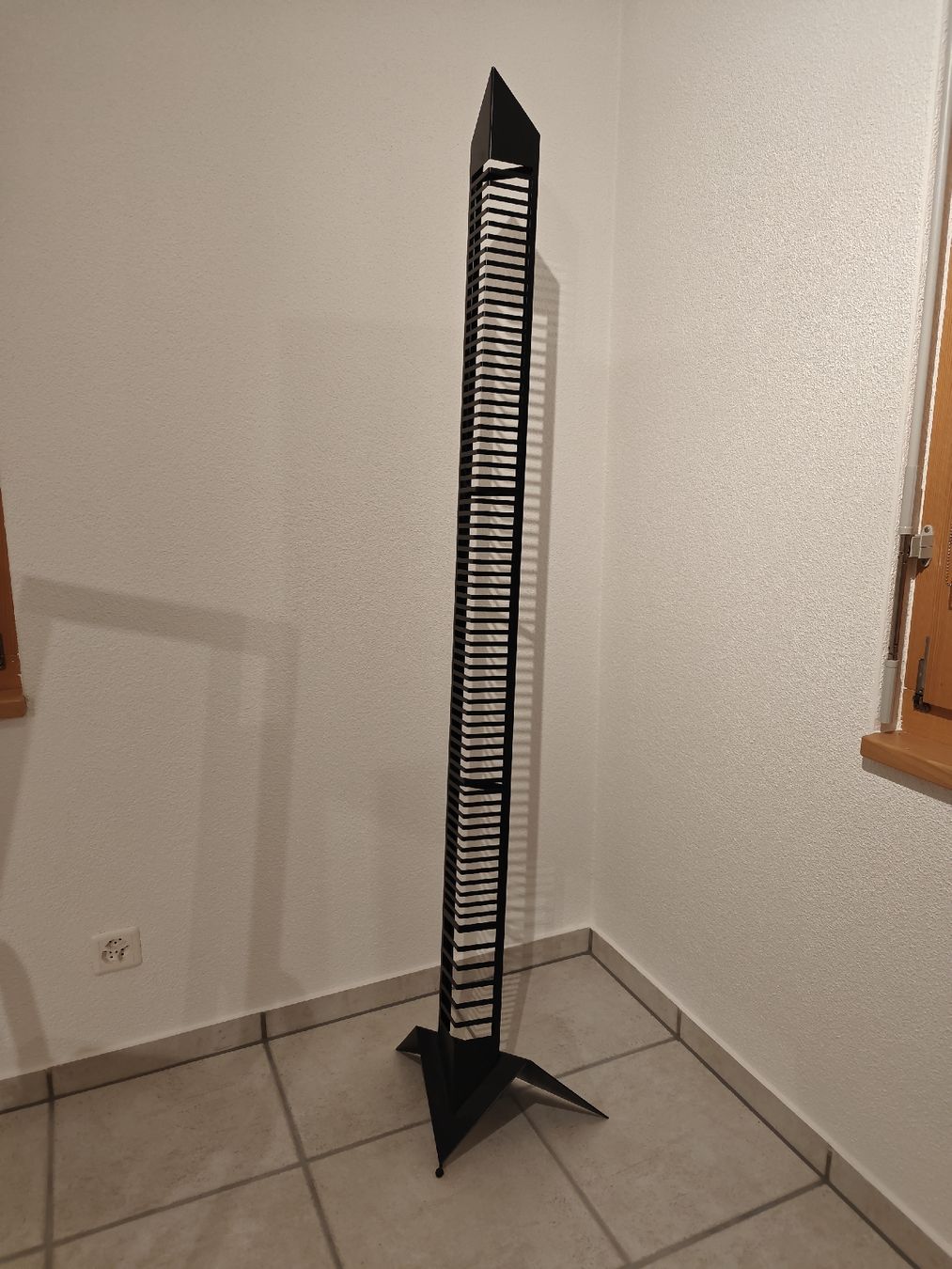 Scaffali: CD Regal schwarz schmal guter Zustand – Usato da Erstfeld venduto da Bini-CH