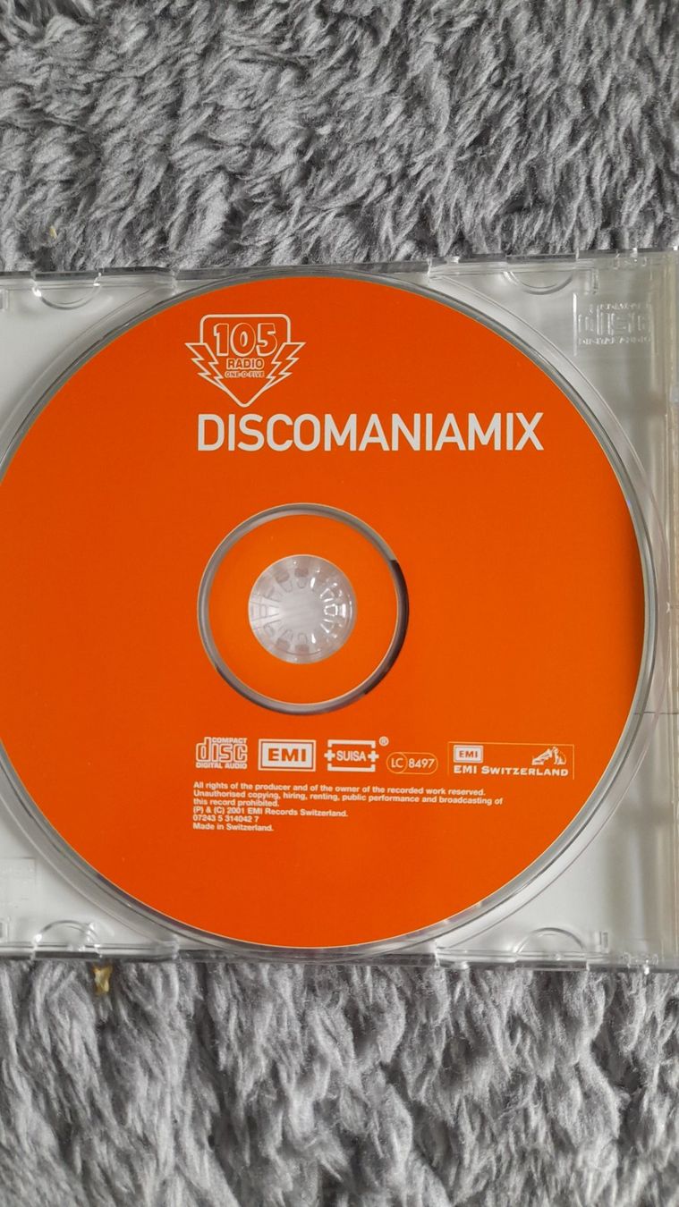 CD: 105 RADIO  ONE-O-FIVE  DISCO MANIA MIX   COMPILATION   CD – Usato da Wetzikon ZH venduto da Ramones01 2