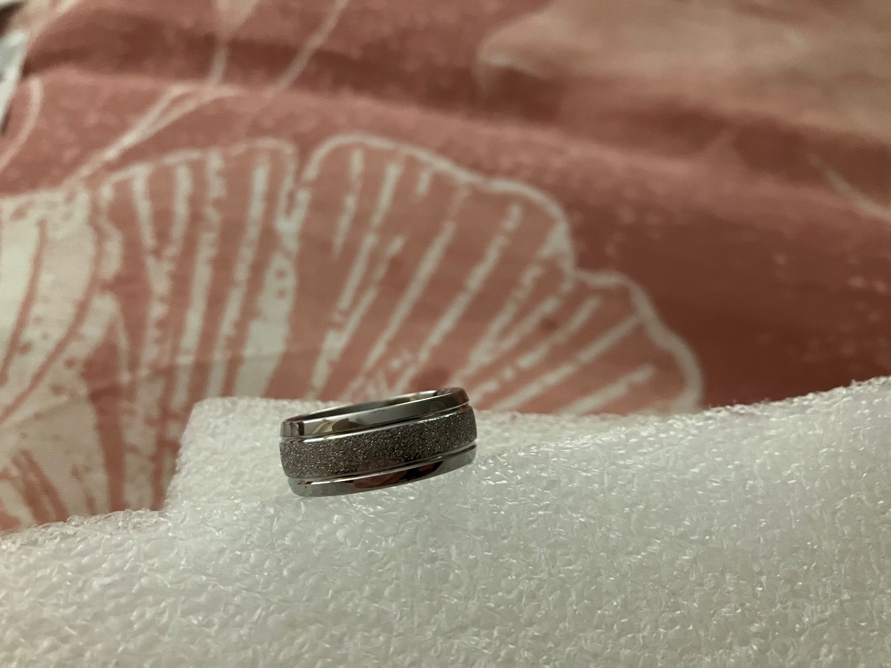 Bagues: Eleganter Modeschmuck Edelstahl Ring 201, mit Mittelmuster – Neuf (Voir description) à Affoltern am Albis par Dlotti 4