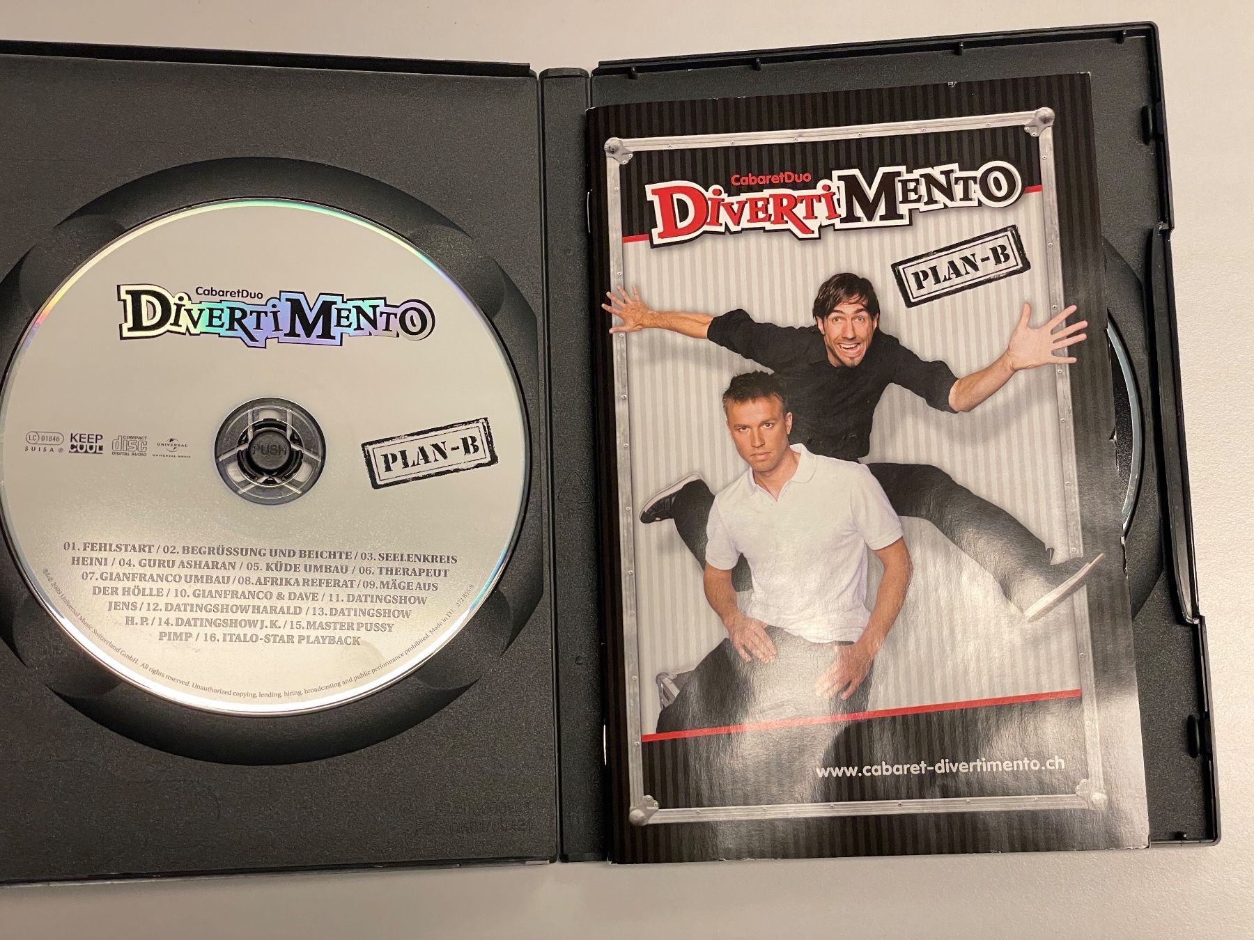 Tous les DVDs: Divertimento – D'occasion à Muri b. Bern par AdidasCollector 3