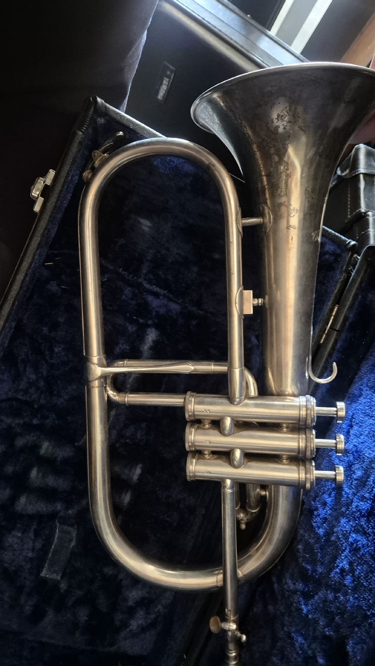 Besson Instruments de musique: Besson Flügelhorn – D'occasion à Rämismühle par beni0010 2