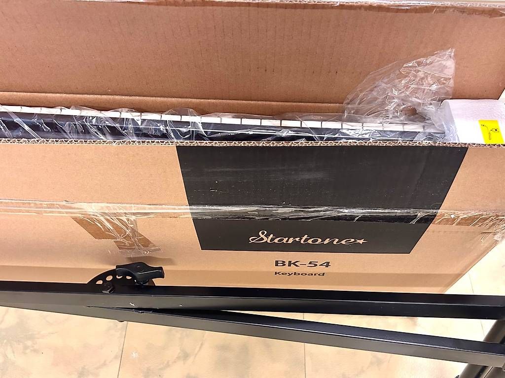 Strumenti musicali: Keyboard Set, mit Ständer, Kopfhörer, Anleitung. Abholen. – Nuovo (secondo la descrizione) da Allschwil venduto da SL-NATUR 4