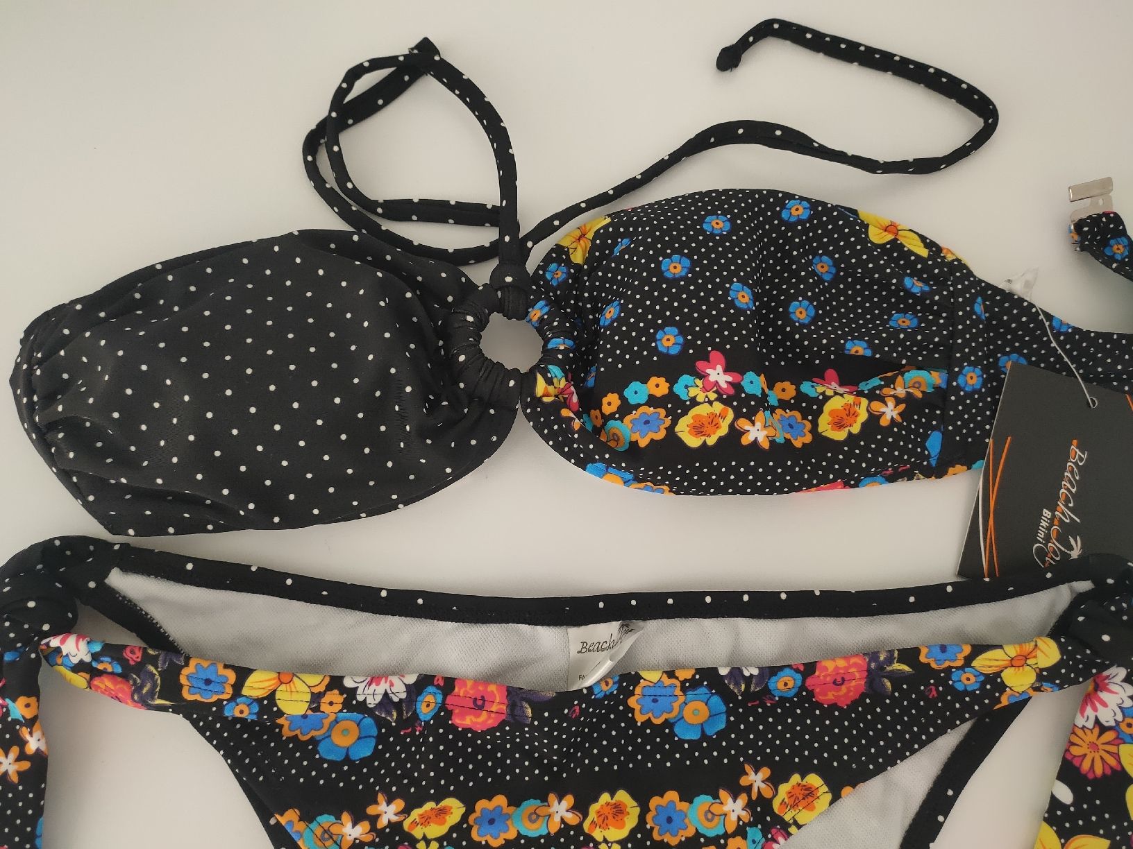 Costumi da bagno & Bikini: Beach Joy Bikini mit Blumenmuster, Grösse S - Neu! – Nuovo e nell'imballaggio originale da Oberwil b. Büren venduto da 3298Oberwil 1
