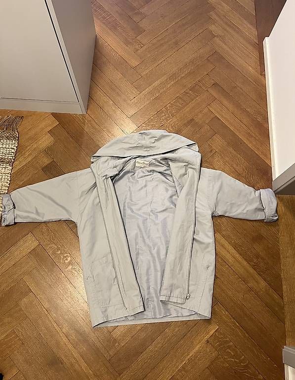 Cappotti: Oversize Mantel grau Damen – Usato da Basel venduto da blumenkimd 2
