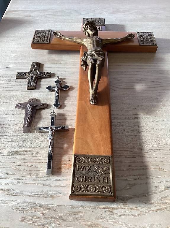 Skulpturen & Statuen: Signe religieux  – Gebraucht aus Corsier sur vevey von Hitu 3