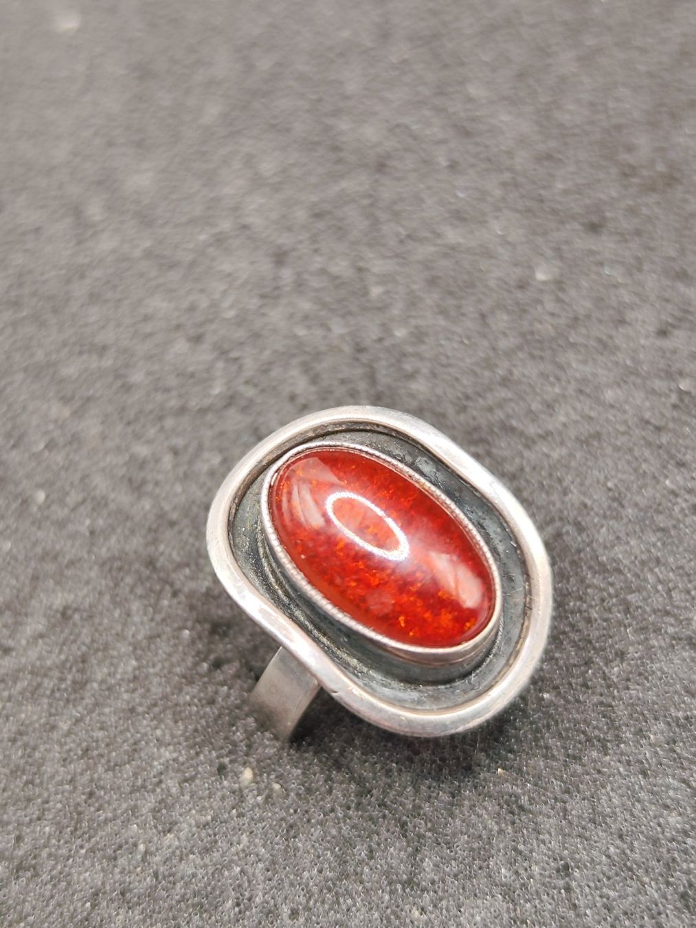 Anelli: Antike Ring 935er Silber natürliche Bernstein Top – Usato da Steffisburg venduto da mat_8s7d 1