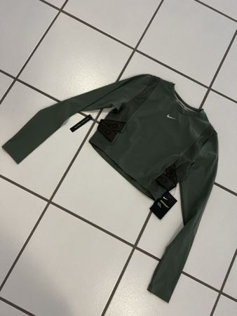 Nike Pro Aeroadapt Damen Shirt, Gr. M, Neu mit Etikett