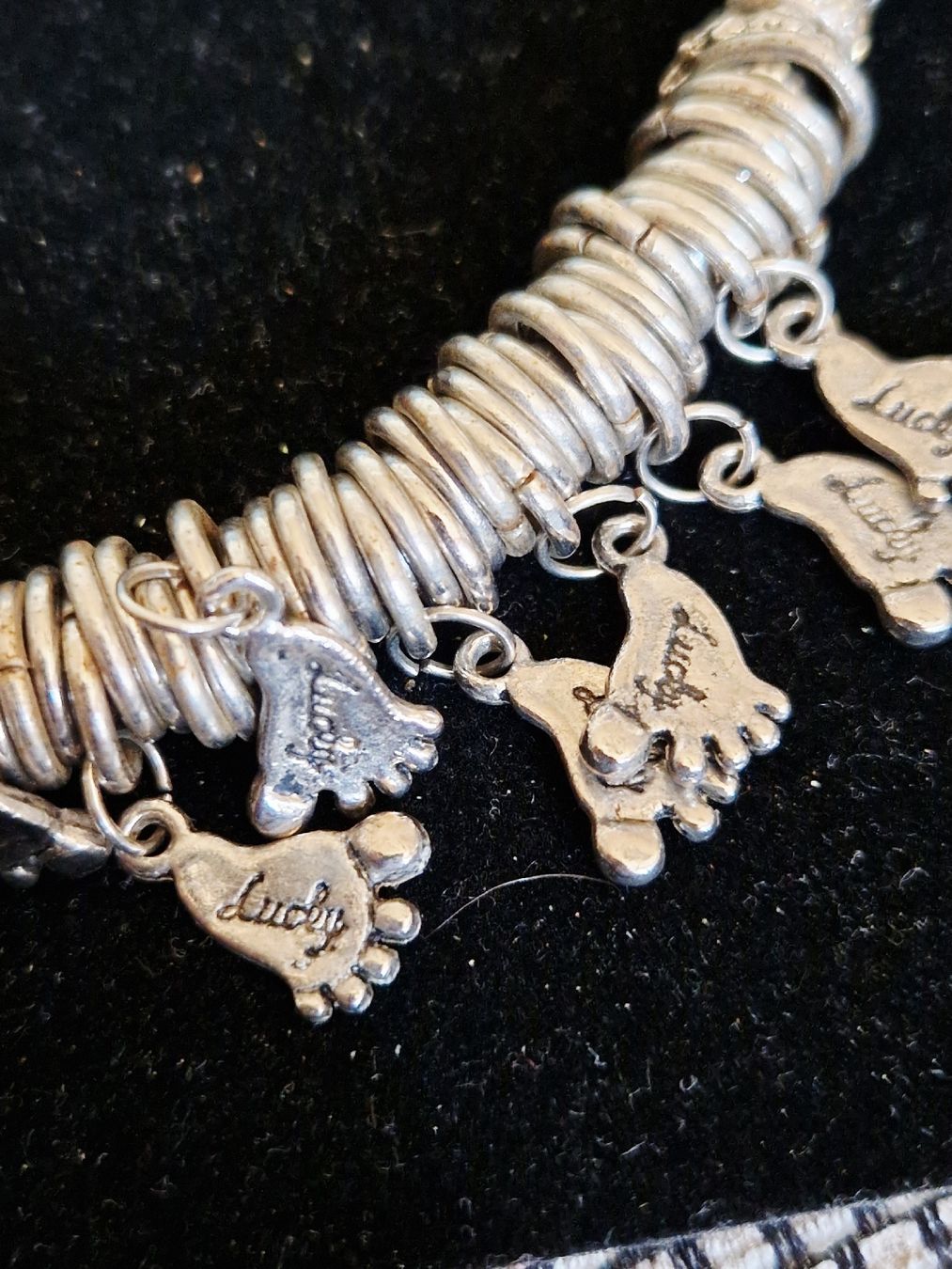 Altri gioielli: Lot de bijoux variés  – Usato da Undervelier venduto da Tufitufi7 9