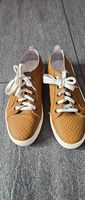 Schöne Sneaker Beige in Grösse 38
