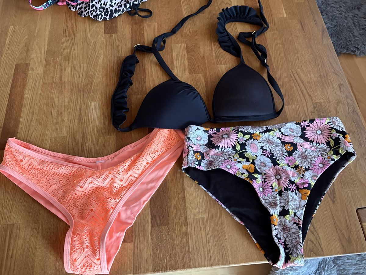 Costumi da bagno & Bikini: Bikini M – Nuovo (secondo la descrizione) da Sirnach venduto da banshu