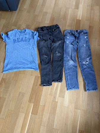 2x Hosen und T-Shirt Grösse für 11-12 Jährigen used