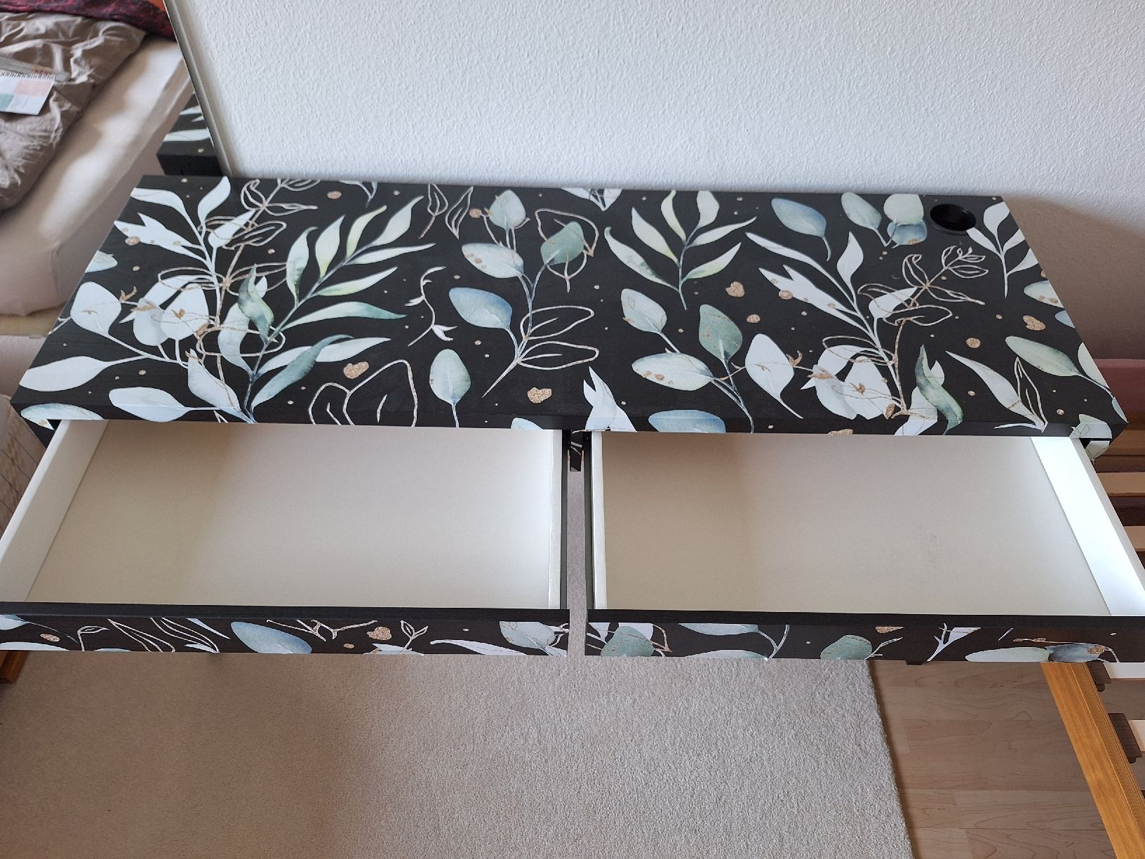 Ikea Scrivanie: IKEA Schreibtisch Micke – Usato da Schwerzenbach venduto da sen_st9m 1