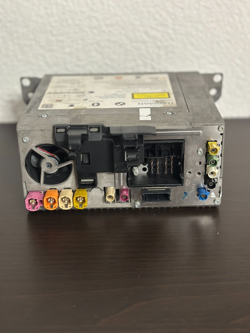 Componenti elettronici: Headunit High 2 NBT EVO HU – Difettoso da Heerbrugg venduto da Rheintal0 2