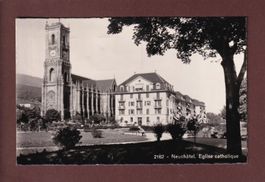 NEUCHÂTEL - Eglise catholique - 1951