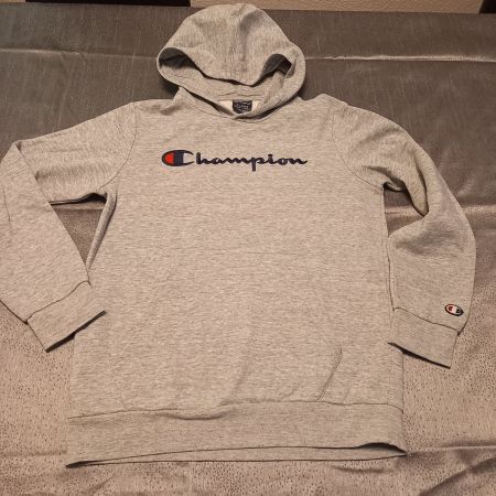 Champion hellgrauer Pullover Gr. 162 /167 cm (13/14 jährig)