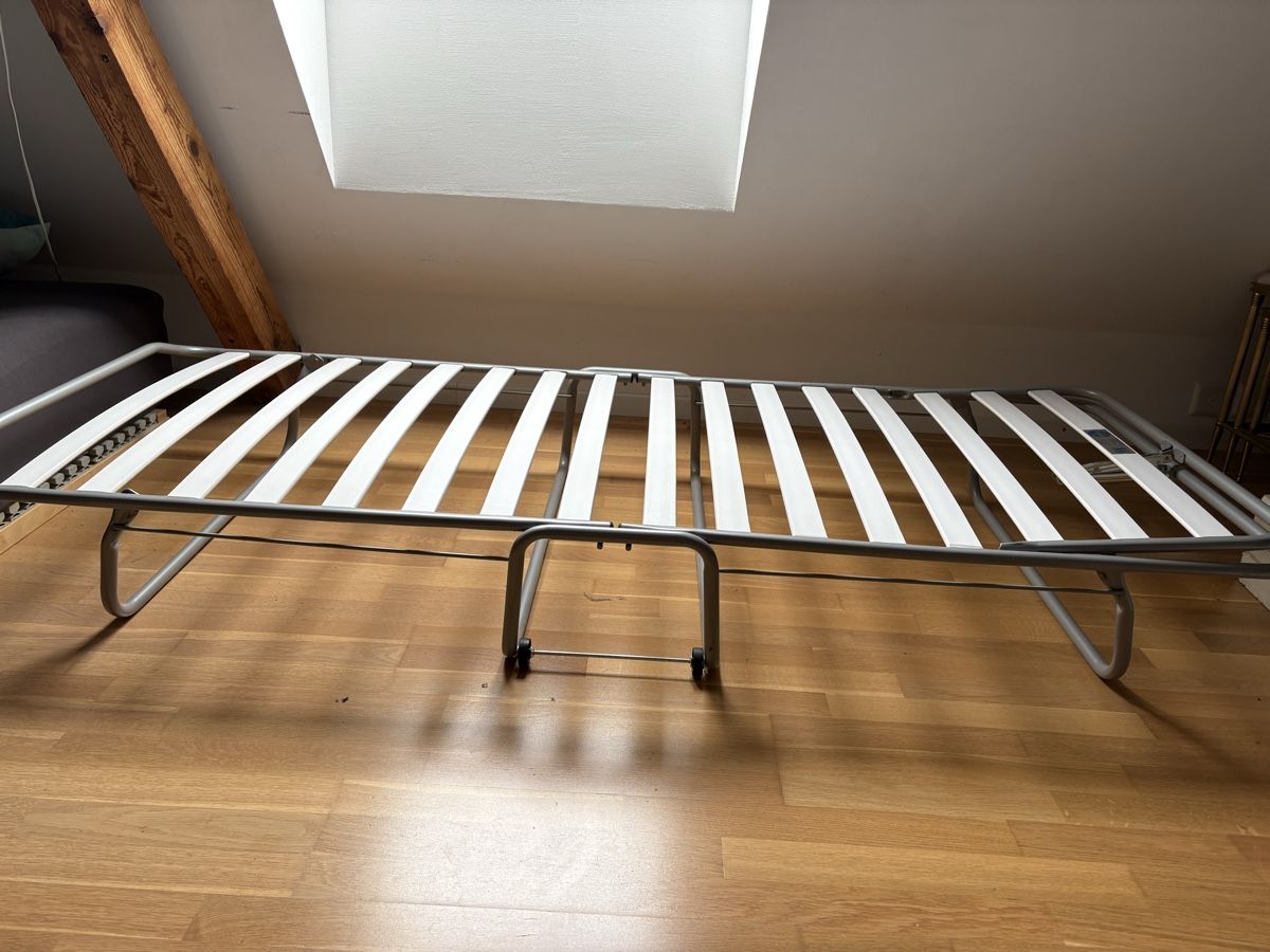 Betten: klappbares happy Gästebett – Gebraucht aus Baden von jdif