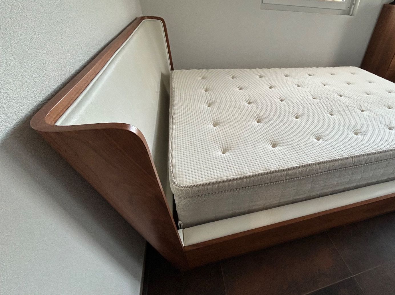 Letti: Lit et matelas 140x200cm NOYER moderne – Usato da Portalban venduto da Ejdgar 6