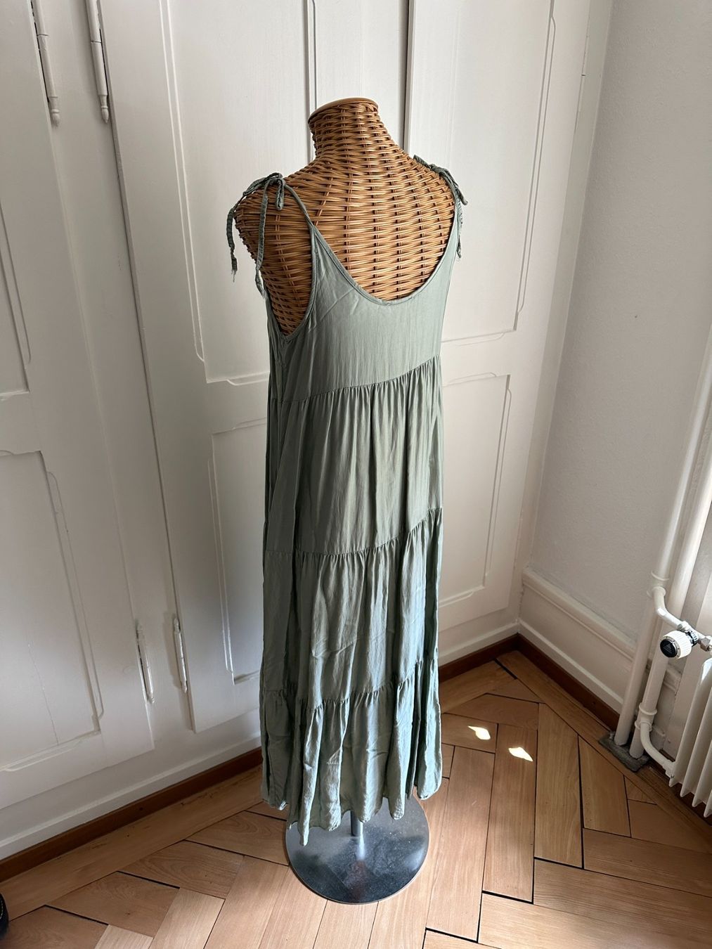 Vestiti: Maxikleid pastellgrün luftig – Usato da Zürich venduto da Diazaio 2